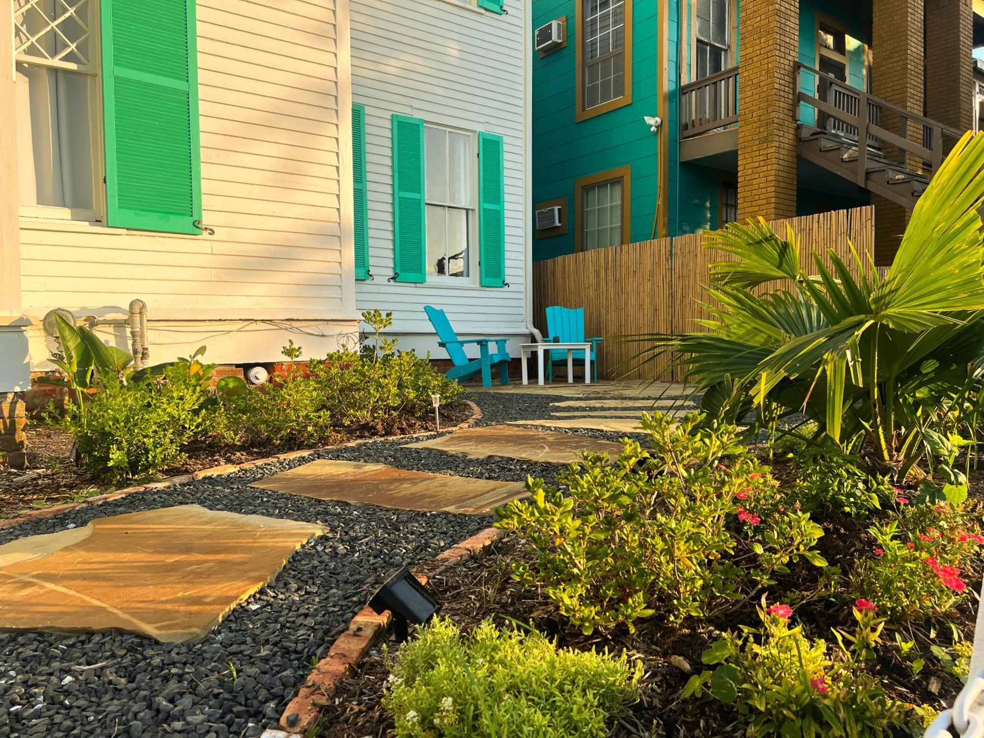 Inn Lotus Galveston